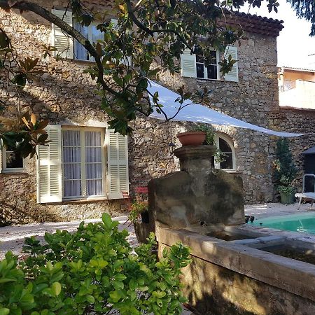La Maison Du Marquis De Монтору Экстерьер фото